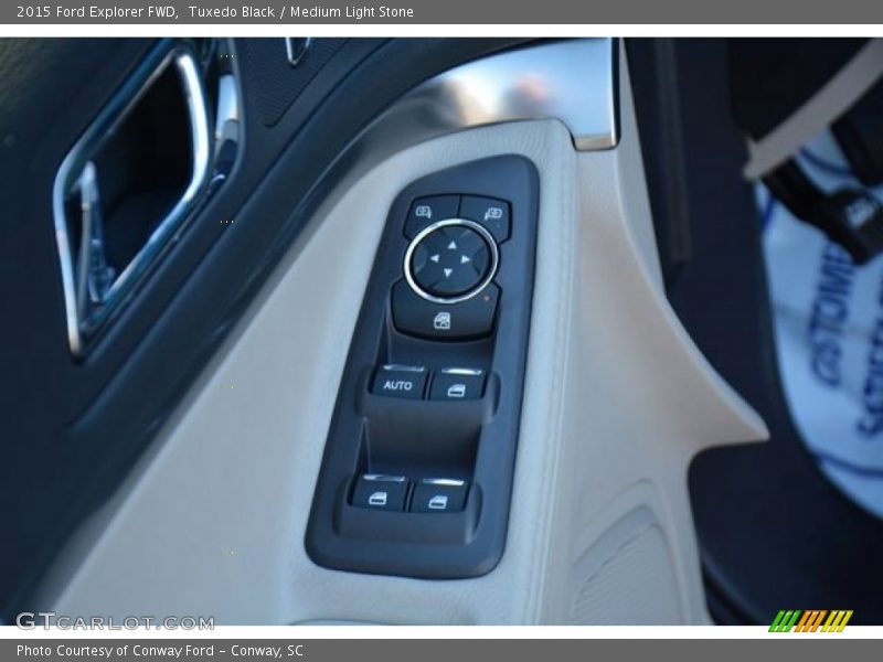Tuxedo Black / Medium Light Stone 2015 Ford Explorer FWD