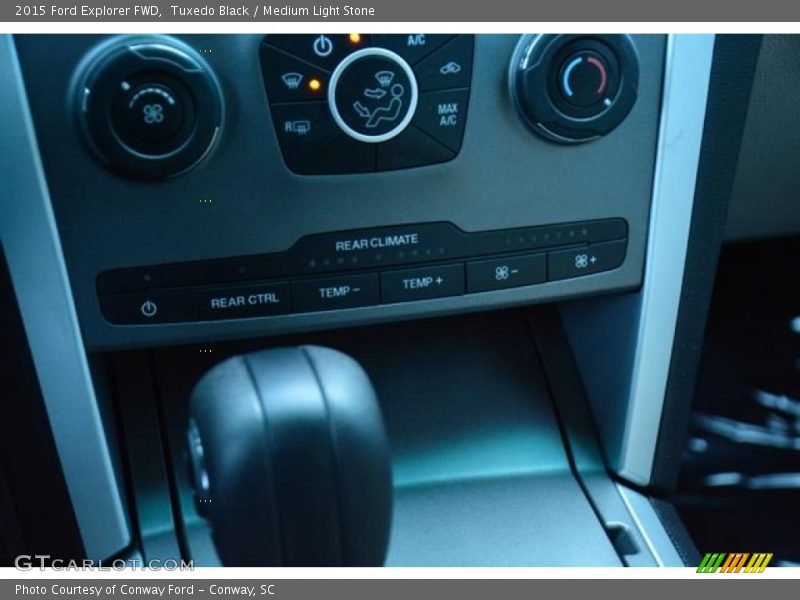 Tuxedo Black / Medium Light Stone 2015 Ford Explorer FWD