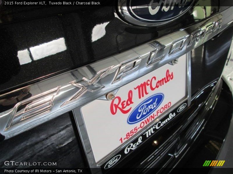 Tuxedo Black / Charcoal Black 2015 Ford Explorer XLT