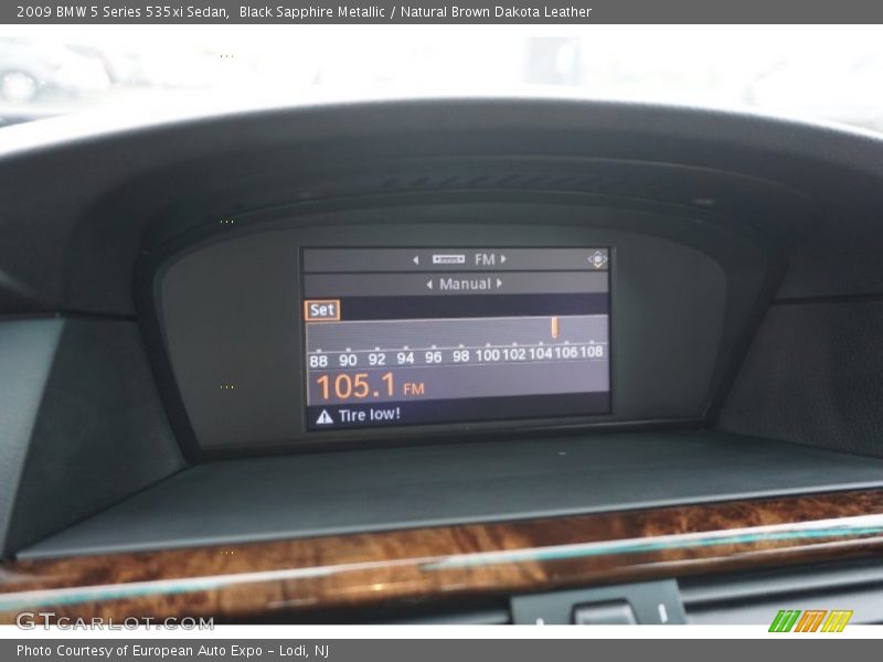 Black Sapphire Metallic / Natural Brown Dakota Leather 2009 BMW 5 Series 535xi Sedan