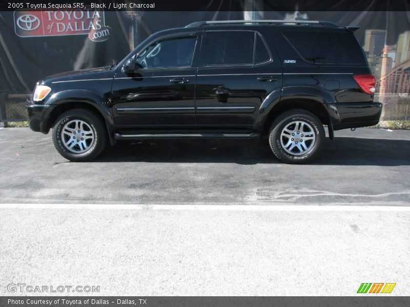 Black / Light Charcoal 2005 Toyota Sequoia SR5