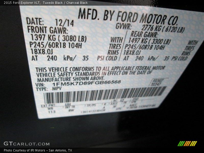 Tuxedo Black / Charcoal Black 2015 Ford Explorer XLT
