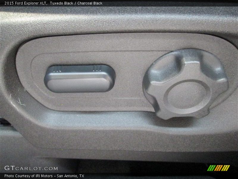 Tuxedo Black / Charcoal Black 2015 Ford Explorer XLT