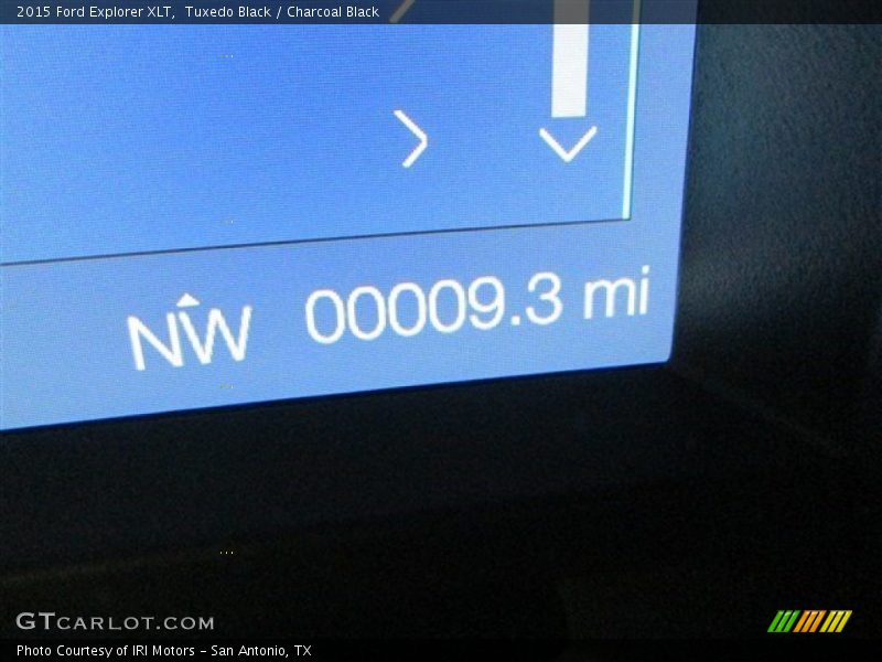 Tuxedo Black / Charcoal Black 2015 Ford Explorer XLT