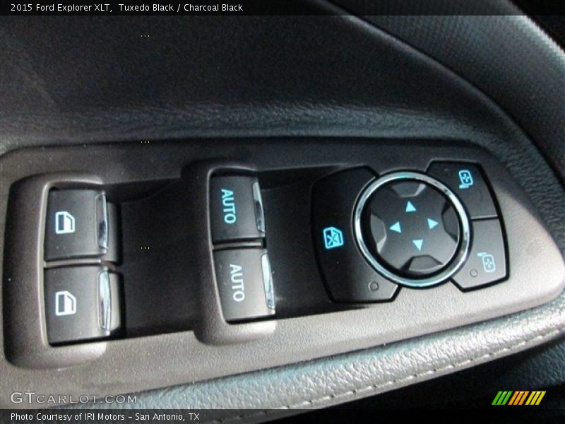 Tuxedo Black / Charcoal Black 2015 Ford Explorer XLT
