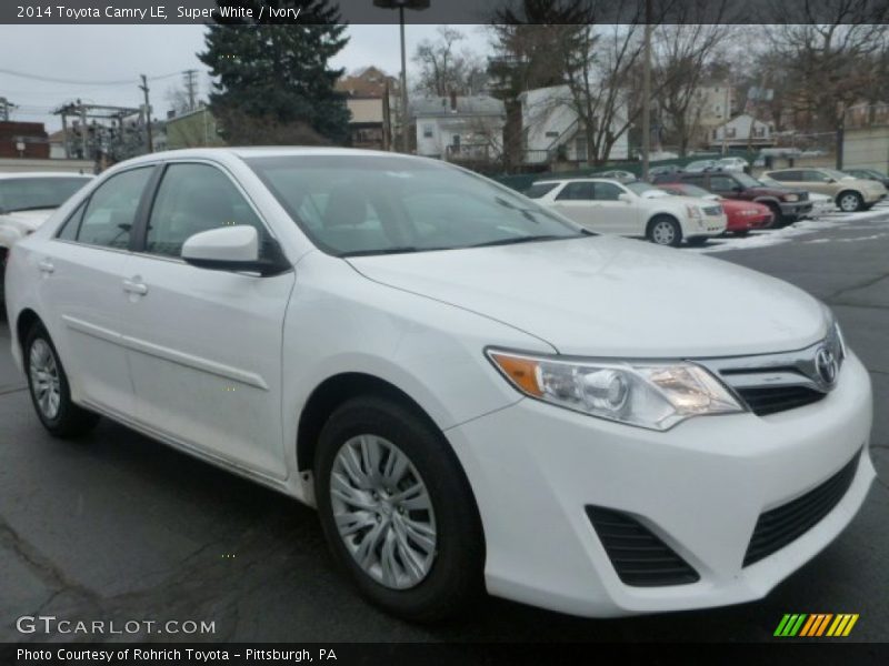 Super White / Ivory 2014 Toyota Camry LE