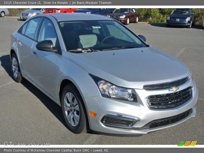 Silver Ice Metallic / Jet Black/Medium Titanium 2015 Chevrolet Cruze LS