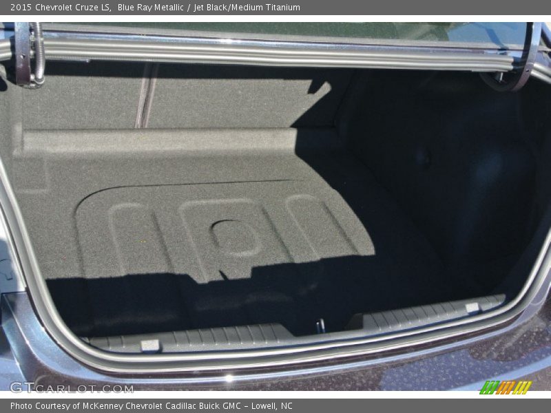 Blue Ray Metallic / Jet Black/Medium Titanium 2015 Chevrolet Cruze LS