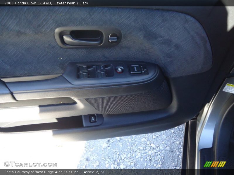 Pewter Pearl / Black 2005 Honda CR-V EX 4WD