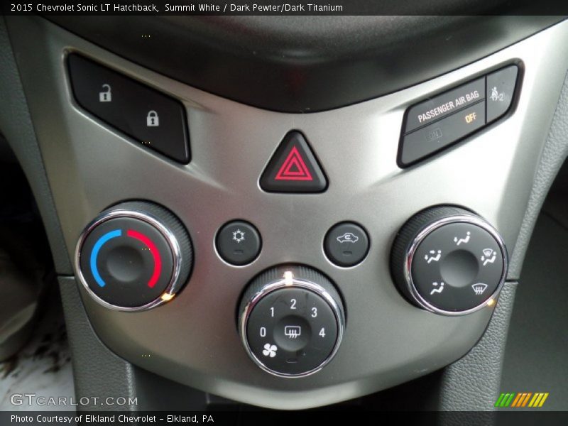 Summit White / Dark Pewter/Dark Titanium 2015 Chevrolet Sonic LT Hatchback