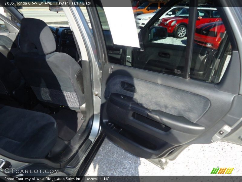 Pewter Pearl / Black 2005 Honda CR-V EX 4WD