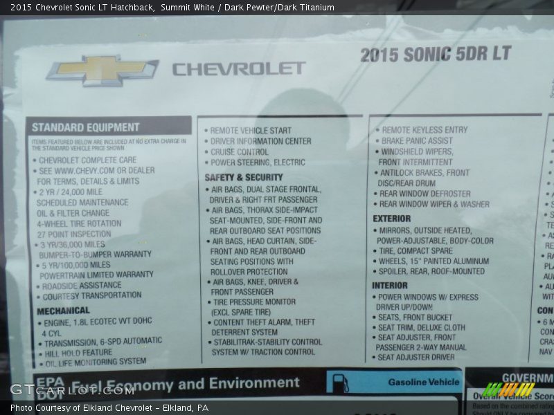 Summit White / Dark Pewter/Dark Titanium 2015 Chevrolet Sonic LT Hatchback