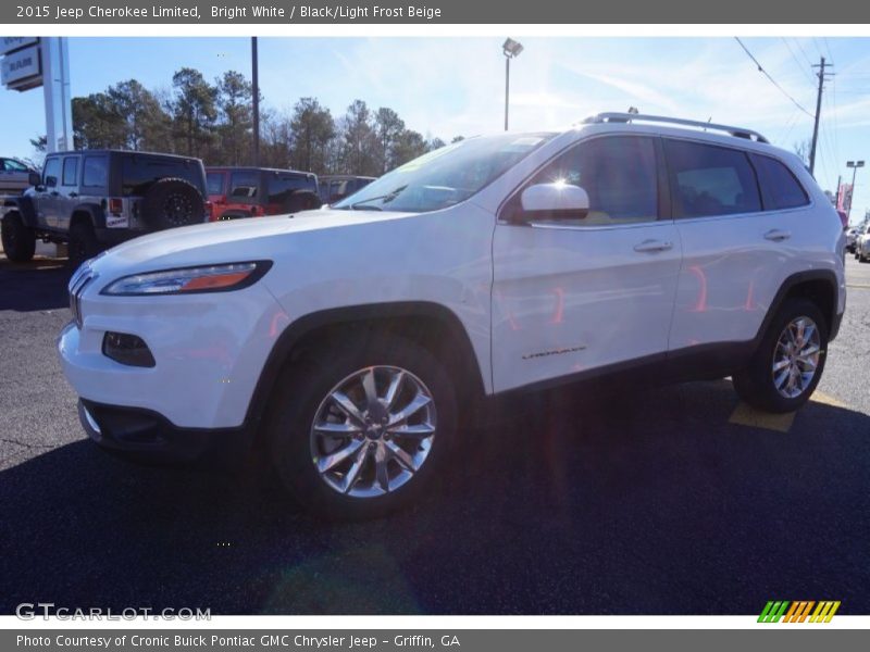 Bright White / Black/Light Frost Beige 2015 Jeep Cherokee Limited