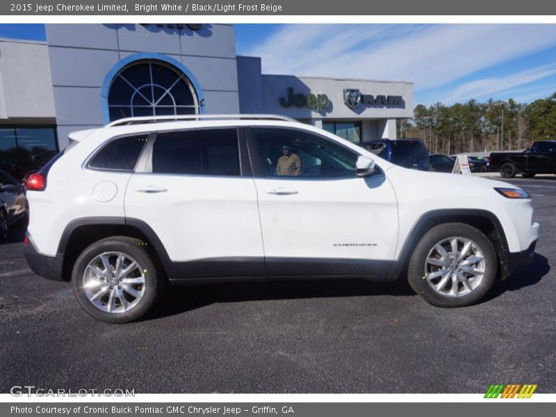 Bright White / Black/Light Frost Beige 2015 Jeep Cherokee Limited