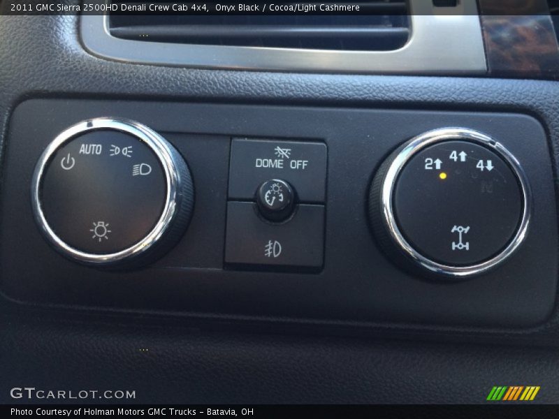 Onyx Black / Cocoa/Light Cashmere 2011 GMC Sierra 2500HD Denali Crew Cab 4x4