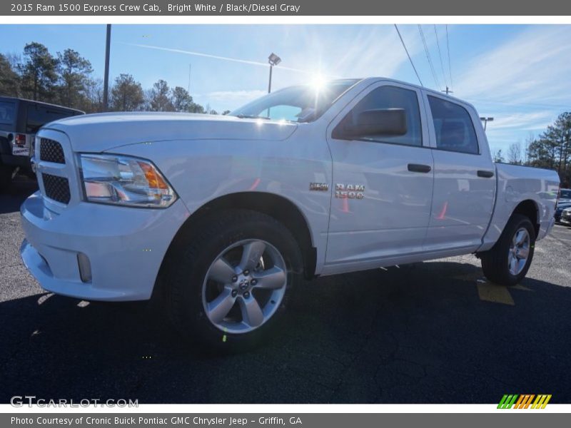 Bright White / Black/Diesel Gray 2015 Ram 1500 Express Crew Cab