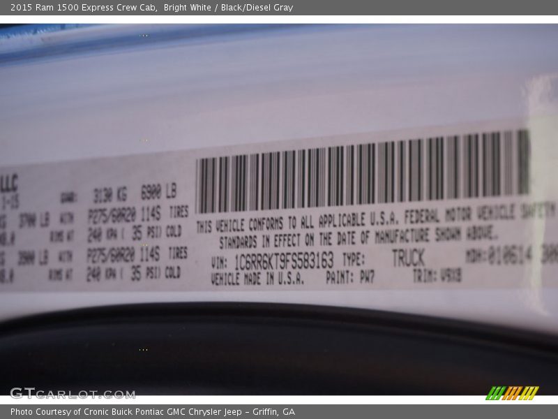 Bright White / Black/Diesel Gray 2015 Ram 1500 Express Crew Cab