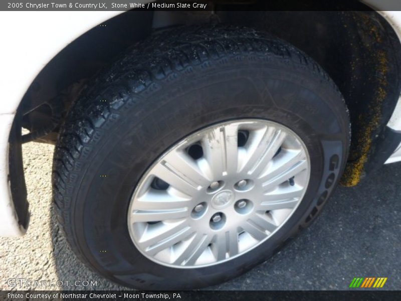 Stone White / Medium Slate Gray 2005 Chrysler Town & Country LX