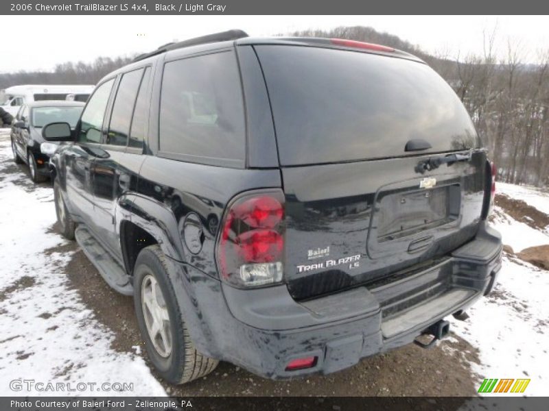 Black / Light Gray 2006 Chevrolet TrailBlazer LS 4x4