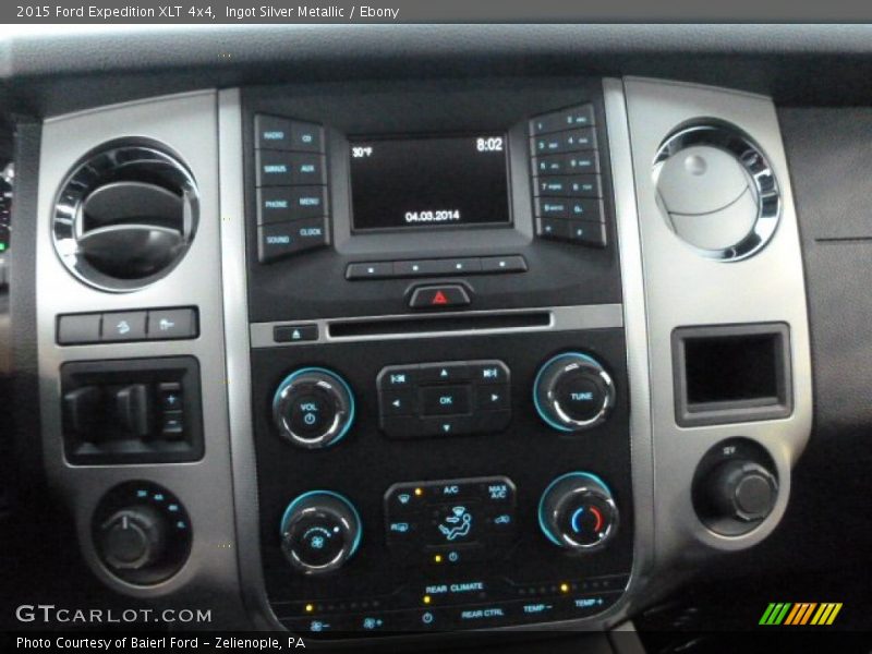Ingot Silver Metallic / Ebony 2015 Ford Expedition XLT 4x4