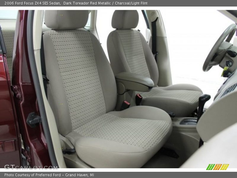 Dark Toreador Red Metallic / Charcoal/Light Flint 2006 Ford Focus ZX4 SES Sedan