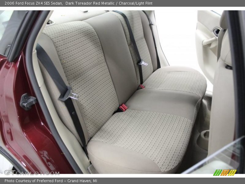 Dark Toreador Red Metallic / Charcoal/Light Flint 2006 Ford Focus ZX4 SES Sedan