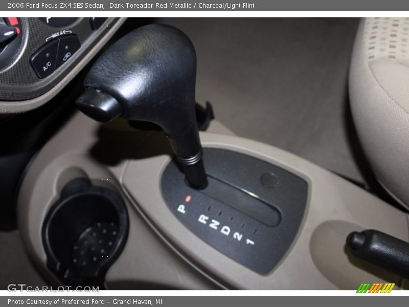 Dark Toreador Red Metallic / Charcoal/Light Flint 2006 Ford Focus ZX4 SES Sedan