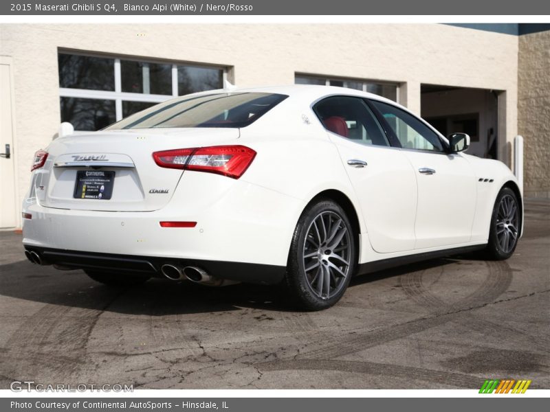 Bianco Alpi (White) / Nero/Rosso 2015 Maserati Ghibli S Q4