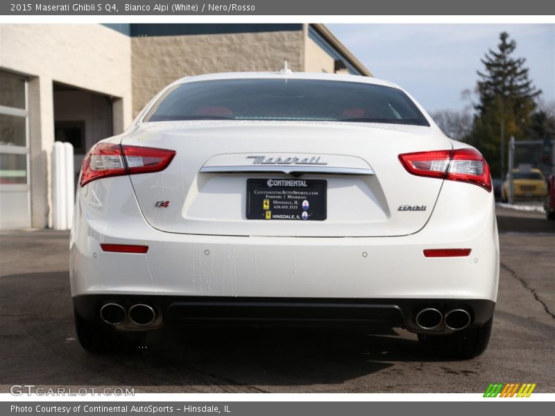 Bianco Alpi (White) / Nero/Rosso 2015 Maserati Ghibli S Q4