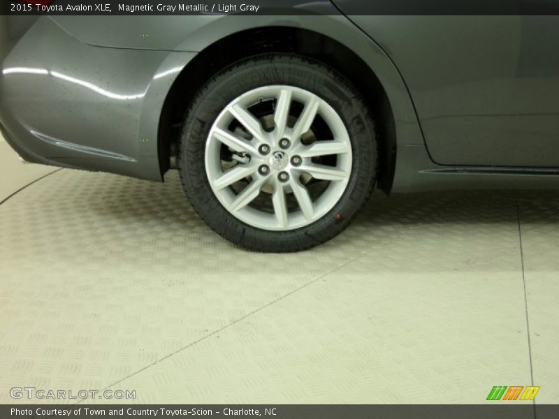 Magnetic Gray Metallic / Light Gray 2015 Toyota Avalon XLE