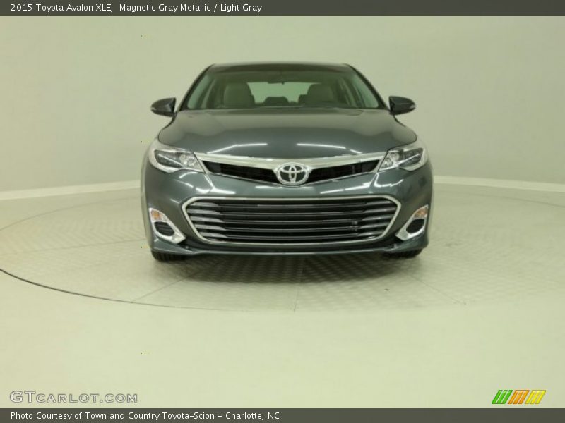 Magnetic Gray Metallic / Light Gray 2015 Toyota Avalon XLE