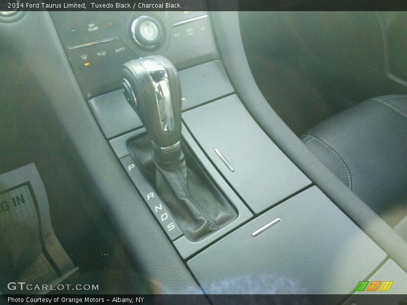 Tuxedo Black / Charcoal Black 2014 Ford Taurus Limited
