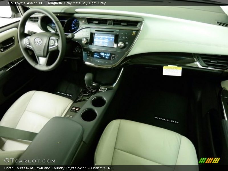 Magnetic Gray Metallic / Light Gray 2015 Toyota Avalon XLE