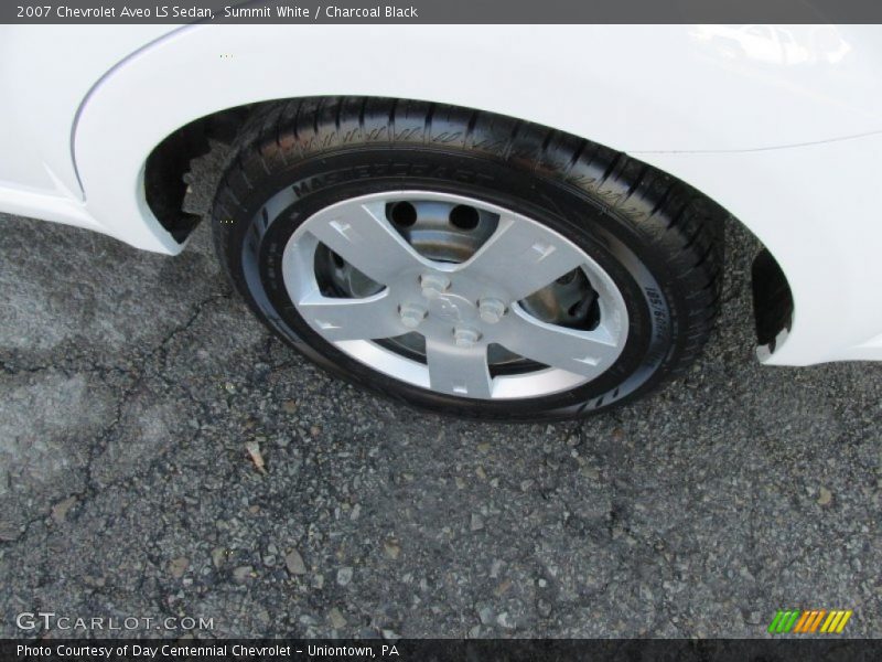 Summit White / Charcoal Black 2007 Chevrolet Aveo LS Sedan