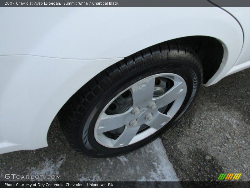 Summit White / Charcoal Black 2007 Chevrolet Aveo LS Sedan