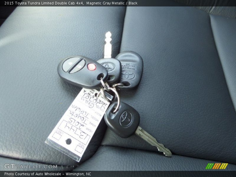Magnetic Gray Metallic / Black 2015 Toyota Tundra Limited Double Cab 4x4