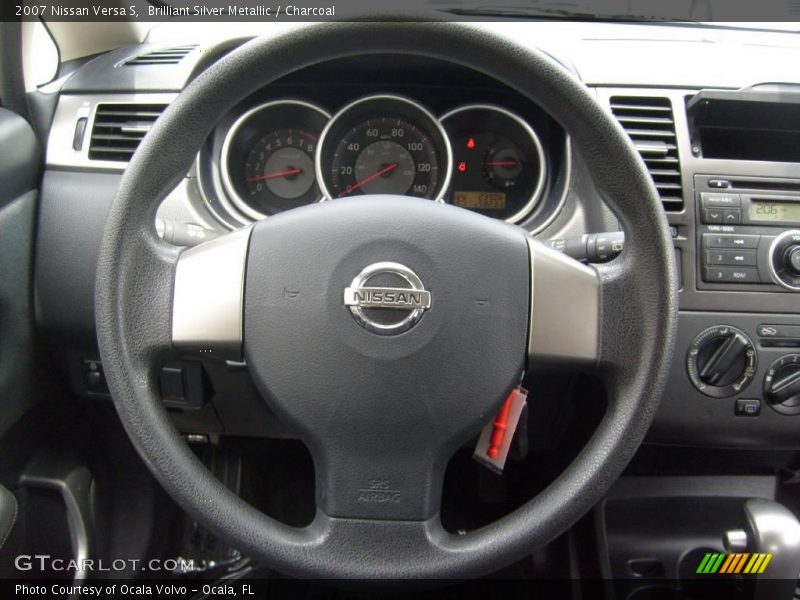 Brilliant Silver Metallic / Charcoal 2007 Nissan Versa S