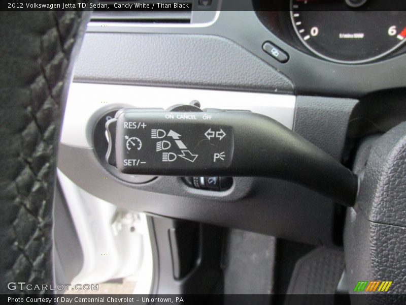 Candy White / Titan Black 2012 Volkswagen Jetta TDI Sedan