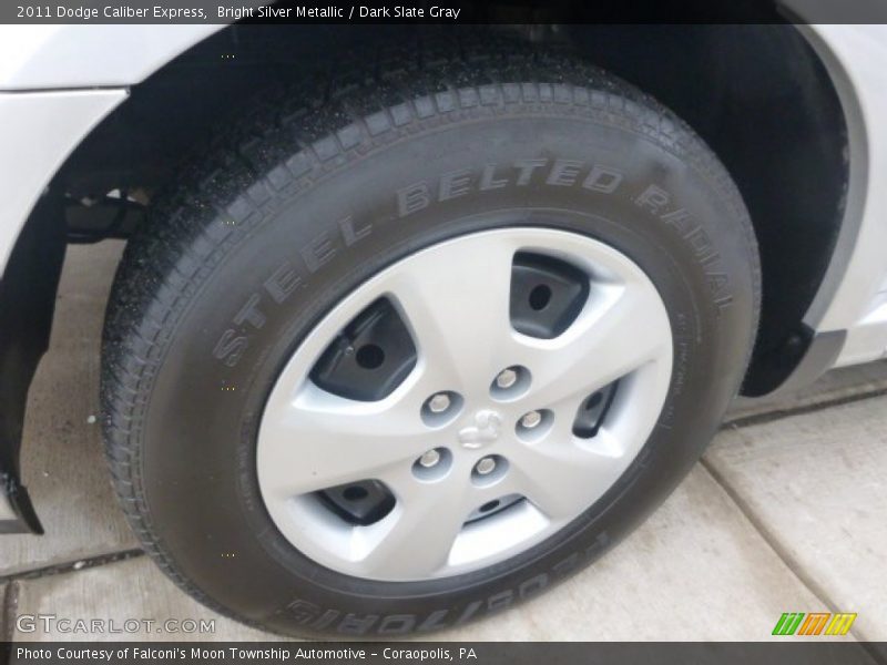 Bright Silver Metallic / Dark Slate Gray 2011 Dodge Caliber Express