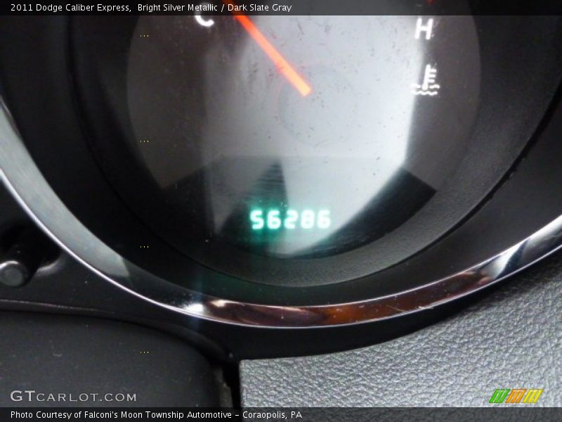 Bright Silver Metallic / Dark Slate Gray 2011 Dodge Caliber Express