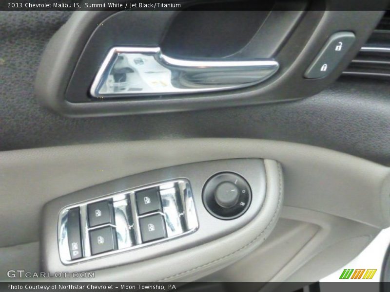 Summit White / Jet Black/Titanium 2013 Chevrolet Malibu LS