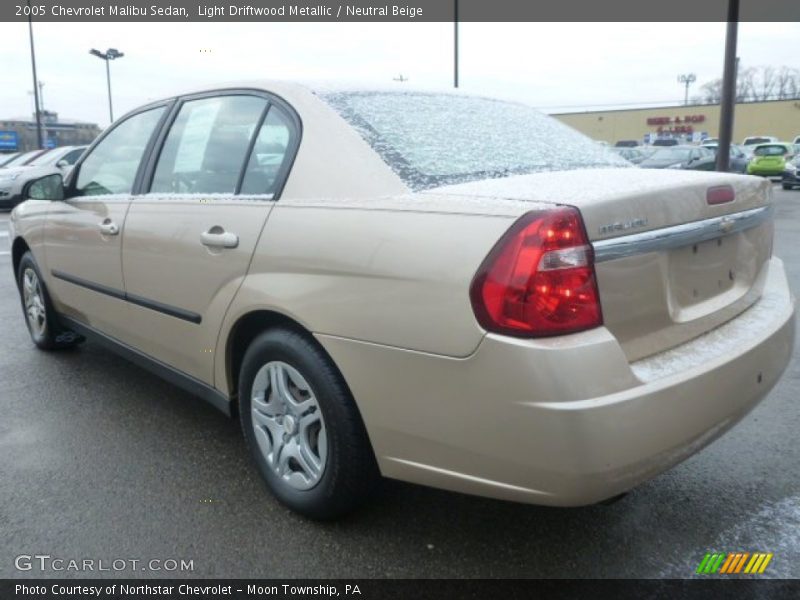 Light Driftwood Metallic / Neutral Beige 2005 Chevrolet Malibu Sedan