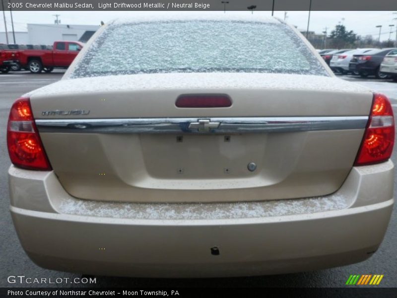 Light Driftwood Metallic / Neutral Beige 2005 Chevrolet Malibu Sedan