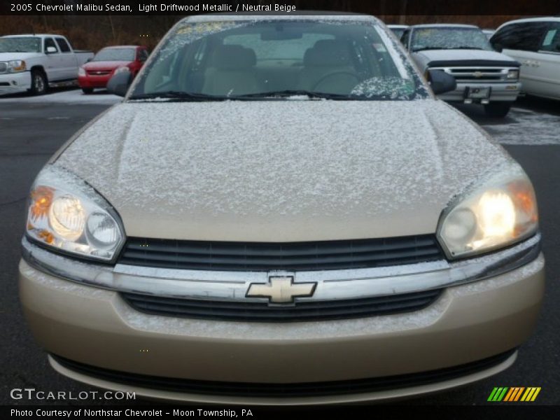 Light Driftwood Metallic / Neutral Beige 2005 Chevrolet Malibu Sedan