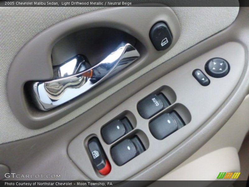 Light Driftwood Metallic / Neutral Beige 2005 Chevrolet Malibu Sedan