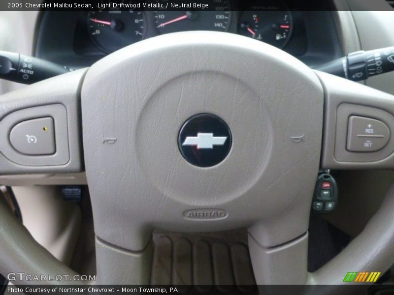 Light Driftwood Metallic / Neutral Beige 2005 Chevrolet Malibu Sedan