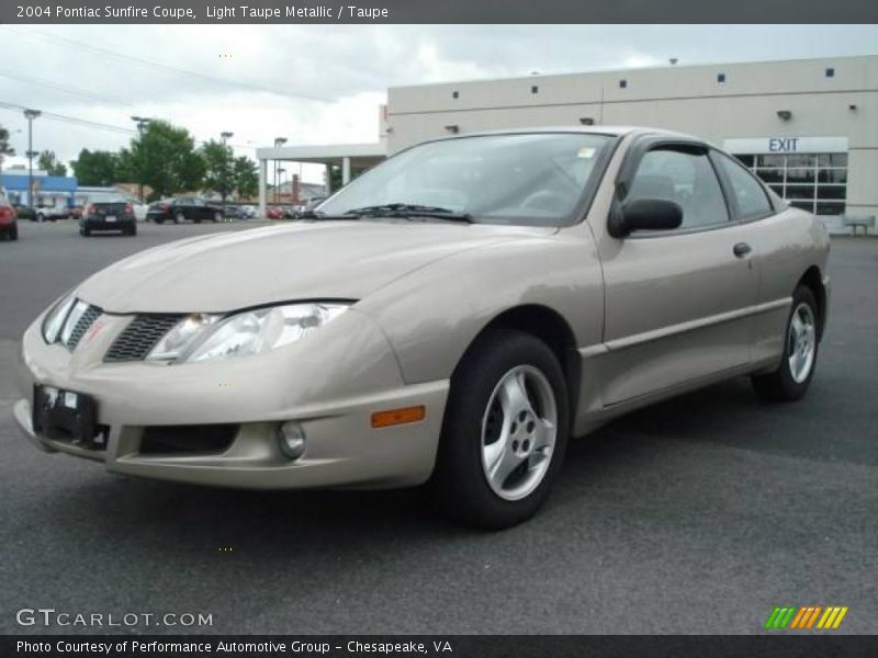 Light Taupe Metallic / Taupe 2004 Pontiac Sunfire Coupe
