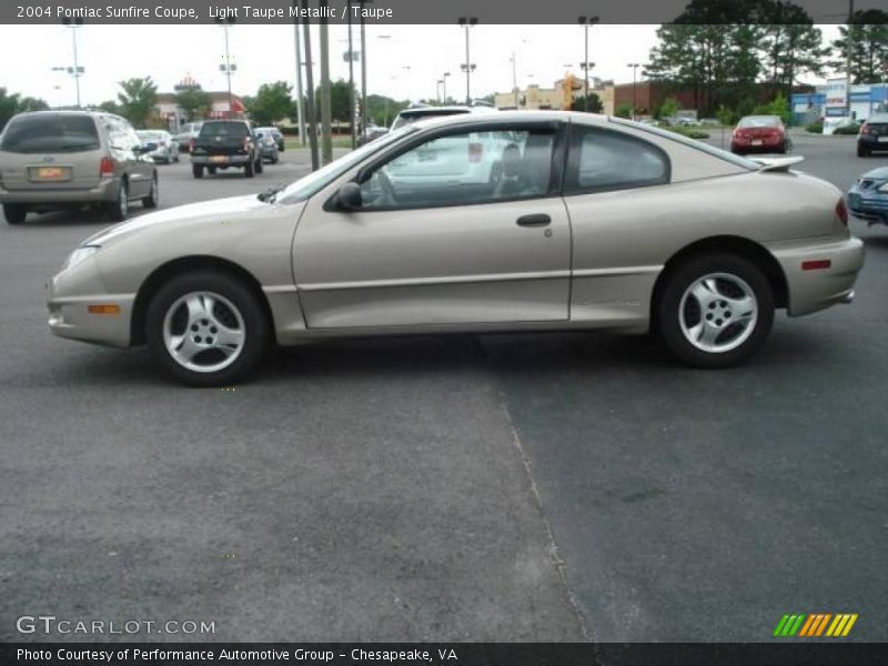 Light Taupe Metallic / Taupe 2004 Pontiac Sunfire Coupe