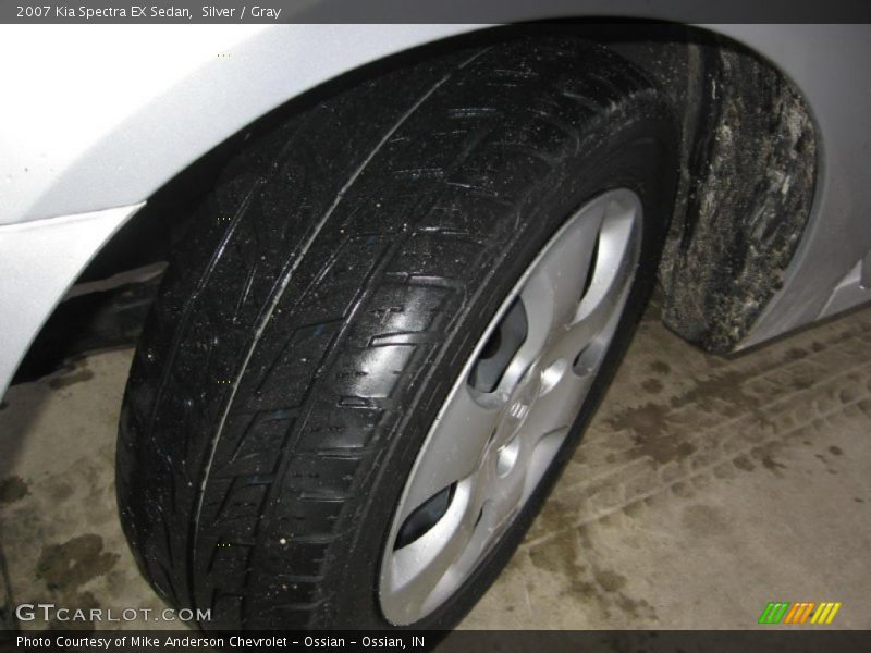 Silver / Gray 2007 Kia Spectra EX Sedan