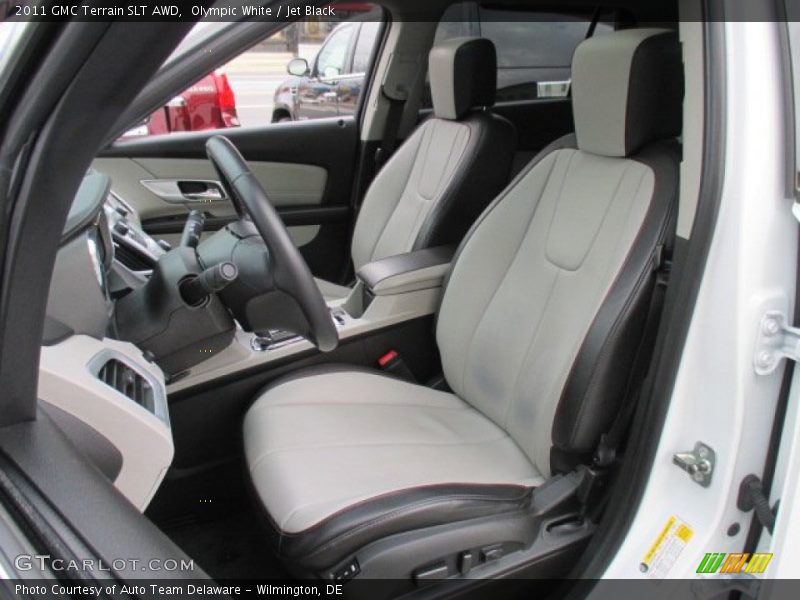 Olympic White / Jet Black 2011 GMC Terrain SLT AWD